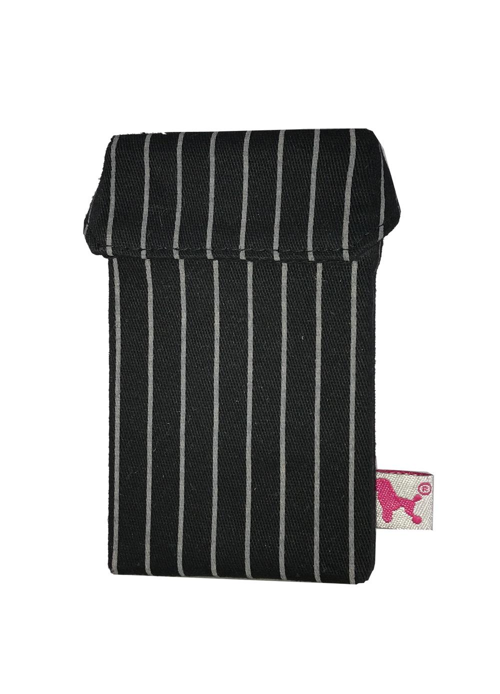 Smokeshirt Busy Slim Large für größere Slim Packungen, die moderne Zigarettenhülle für Zigarettenpackungen