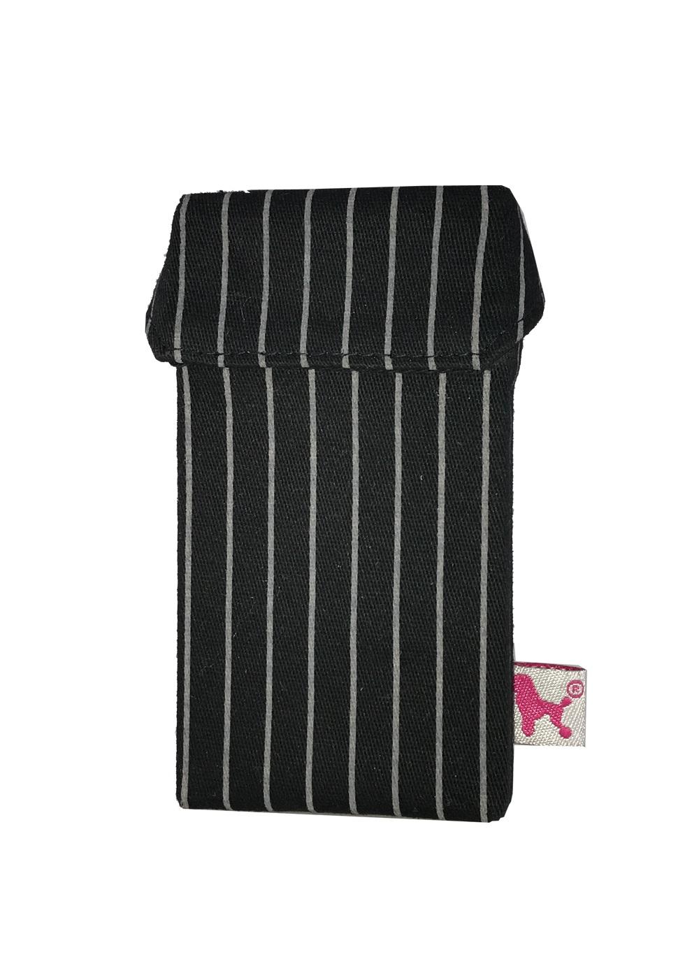 Smokeshirt Busy Slim für Super Slim Packungen, die moderne Zigarettenhülle für Zigarettenpackungen